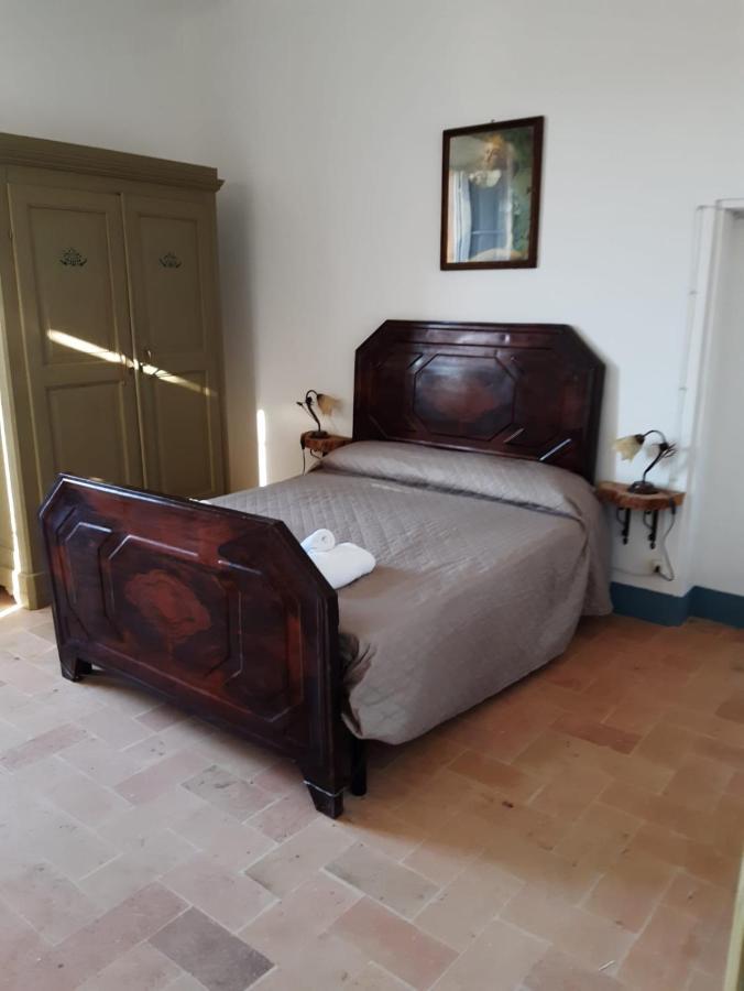 Palazzo Tuemi Apartment Castelplanio ภายนอก รูปภาพ