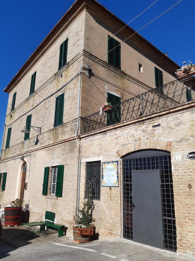 Palazzo Tuemi Apartment Castelplanio ภายนอก รูปภาพ