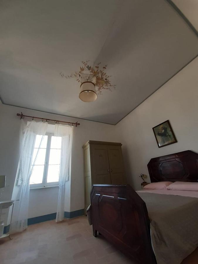 Palazzo Tuemi Apartment Castelplanio ภายนอก รูปภาพ