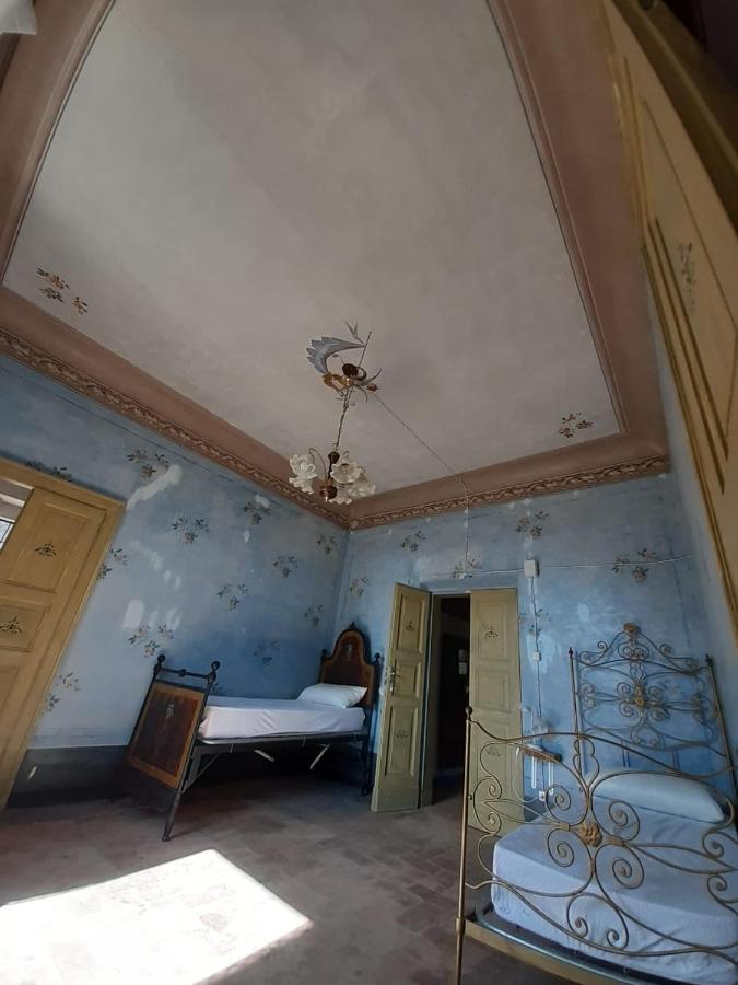 Palazzo Tuemi Apartment Castelplanio ภายนอก รูปภาพ