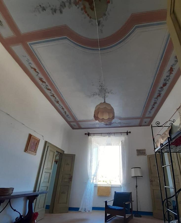 Palazzo Tuemi Apartment Castelplanio ภายนอก รูปภาพ